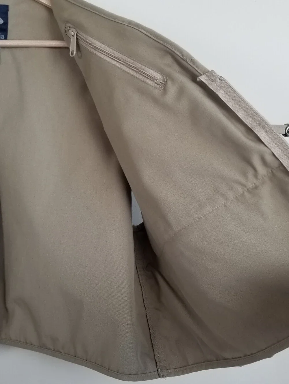 Columbia Sportswear Company no size